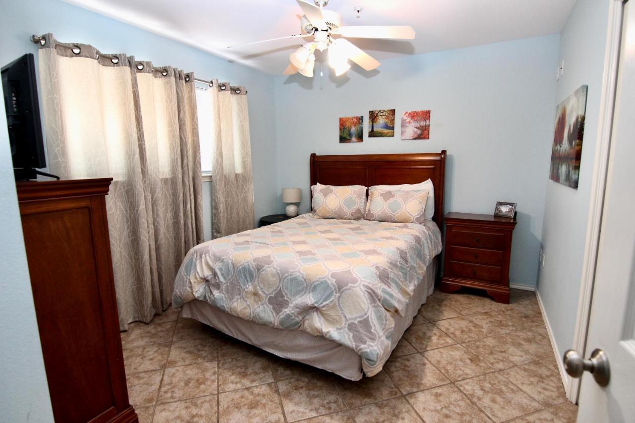 Waterwheel Retreat Apartment New Braunfels Bagian luar foto